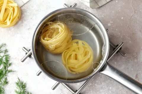 Лапша лагман в кастрюле