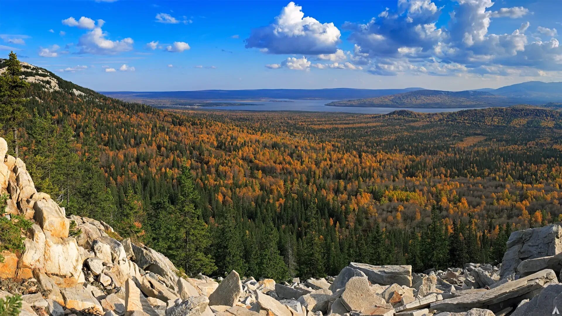 Сатка национальный парк Зюраткуль. Сатка парк Зюраткуль. Парк Зюраткуль Челябинская область. Заповедник Таганай Зюраткуль.