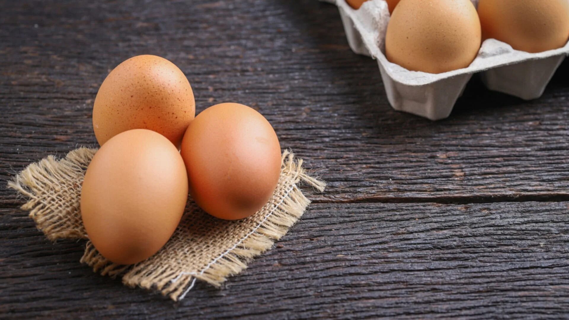 Raw eggs
