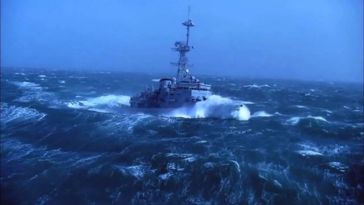 Корабли постоят слушать. Катамаран в шторм в океане. Там за туманами день ВМФ. БЭС 2016 ВМФ. С днём ВМФ поздравления.