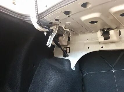 Амортизаторы на багажник гранта