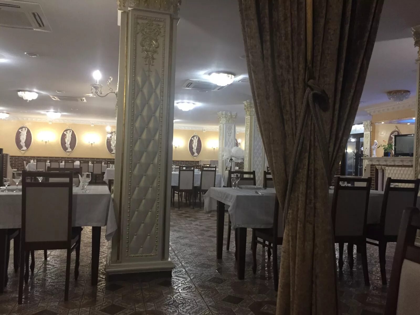 Мимино вологда. Ресторан мимино вологда конева. Мимино вологда ресторан. Грузинский ресторан вологда мимино. Мимино вологда.