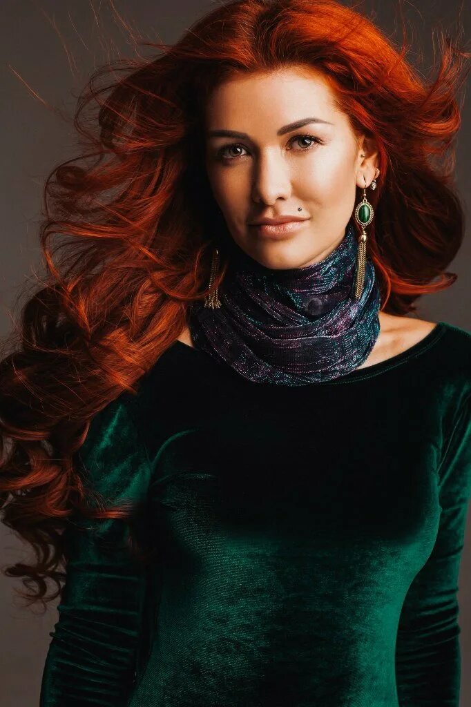 Рыжая экстрасенс из битвы. Рыжая экстрасенс из битвы