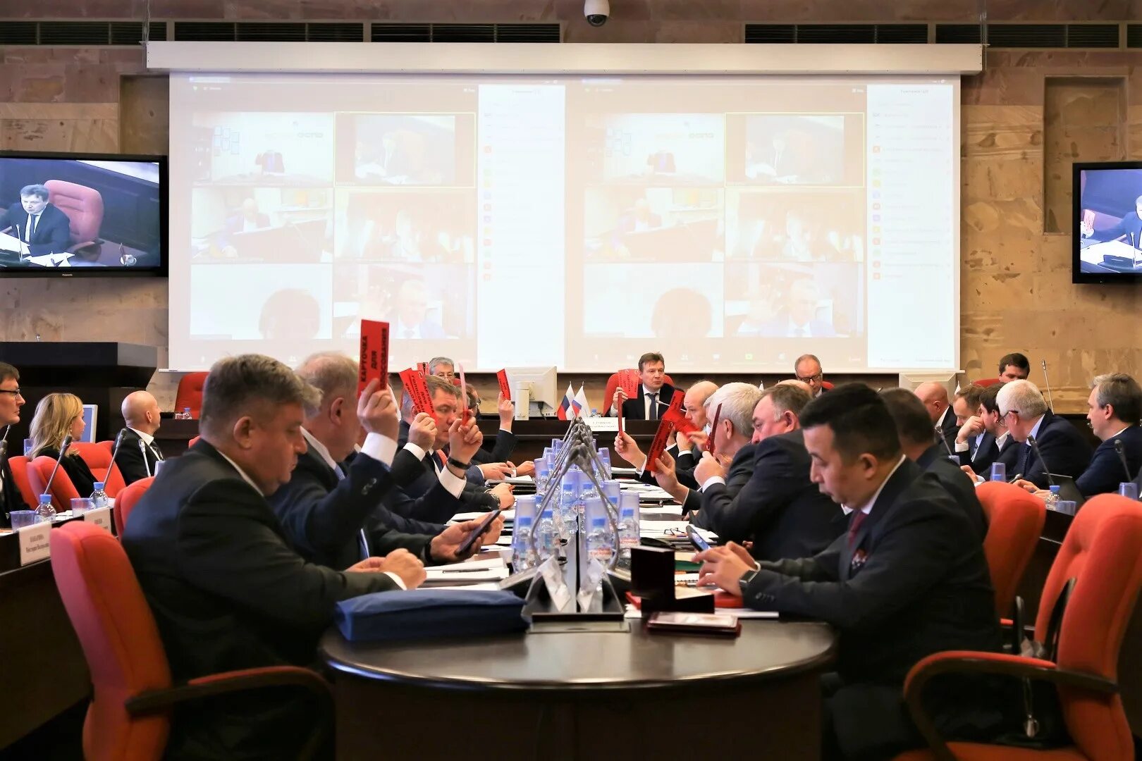 нострой исключенные. заседание нрс. нострой вид снаружи. картинки эксперты нострой. нострой фото.