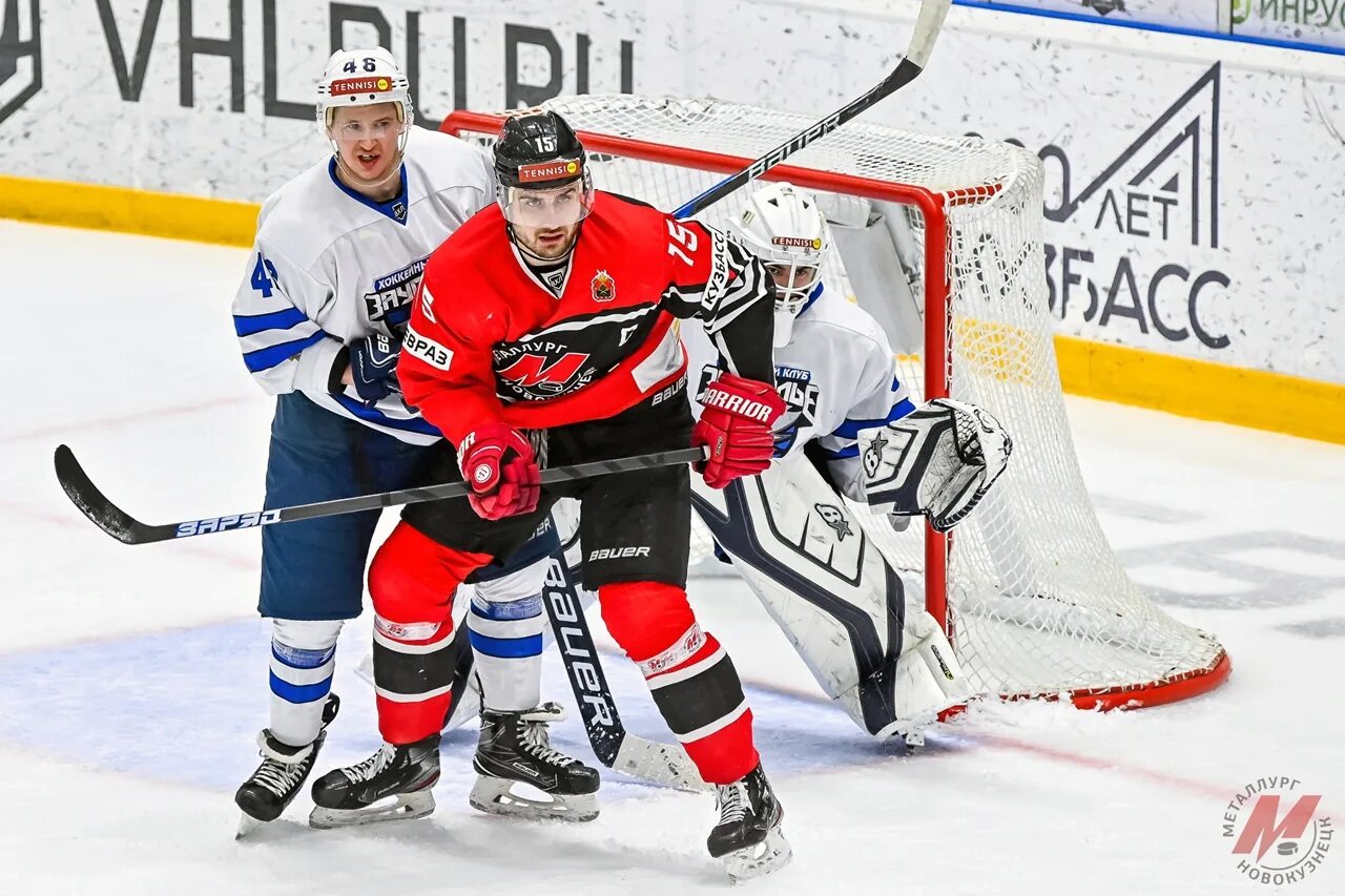 металлург (хоккейный клуб, новокузнецк). металлург новокузнецк хоккейный. новокузнецк хк металлург новокузнецк. металлург новокузнецк вхл. металлург новокузнецк хоккей хоккеисты.