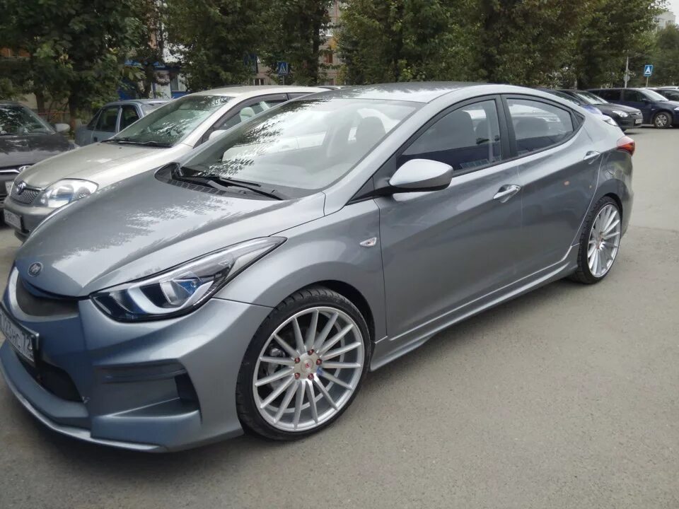 Hyundai Elantra 5. Henday elentra 5. Диски Hyundai Elantra 2014. Hyundai Elantra MD диски r19.