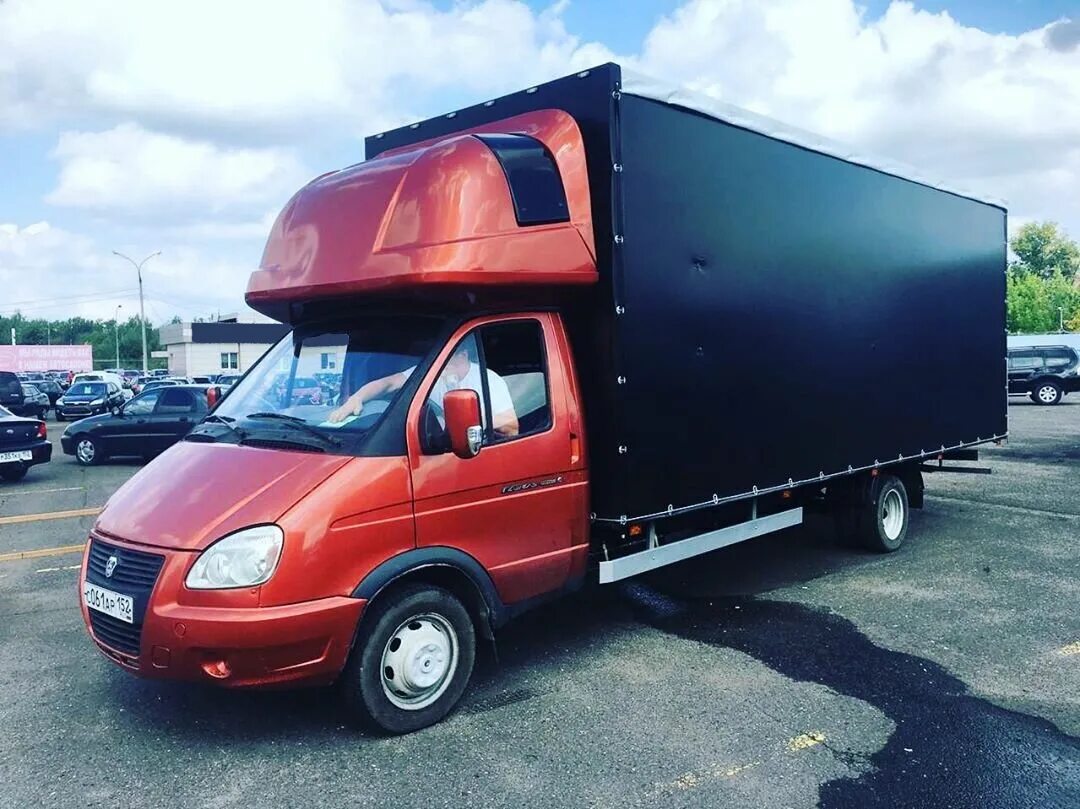 Спальный бокс ивеко дейли. Бокс-спальник газель некст. Спальный бокс. Мерседес атего со спальником. Спальный бокс.