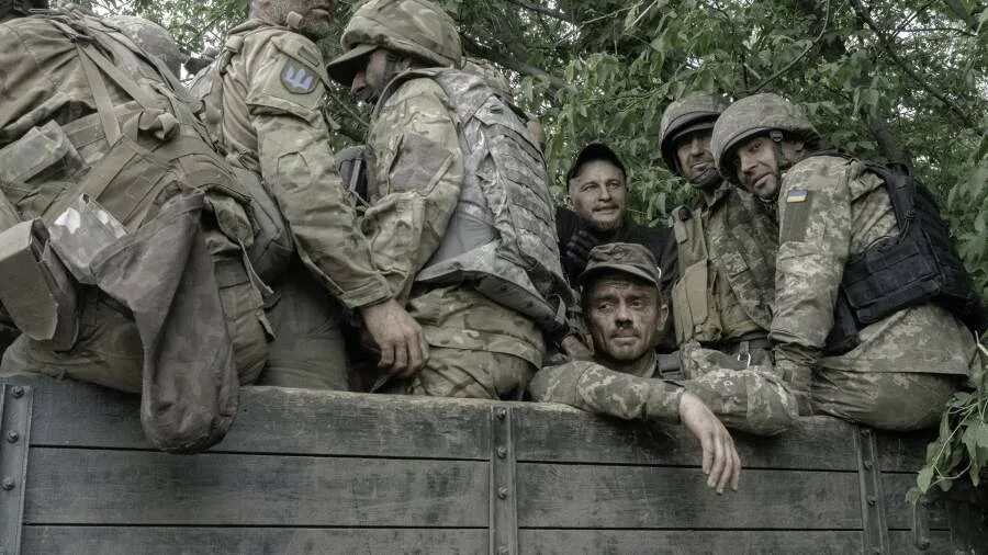 Оставшиеся войска украины. Спецназ отважные. армия украины. укрепления всу. бойцы группировки отважные.