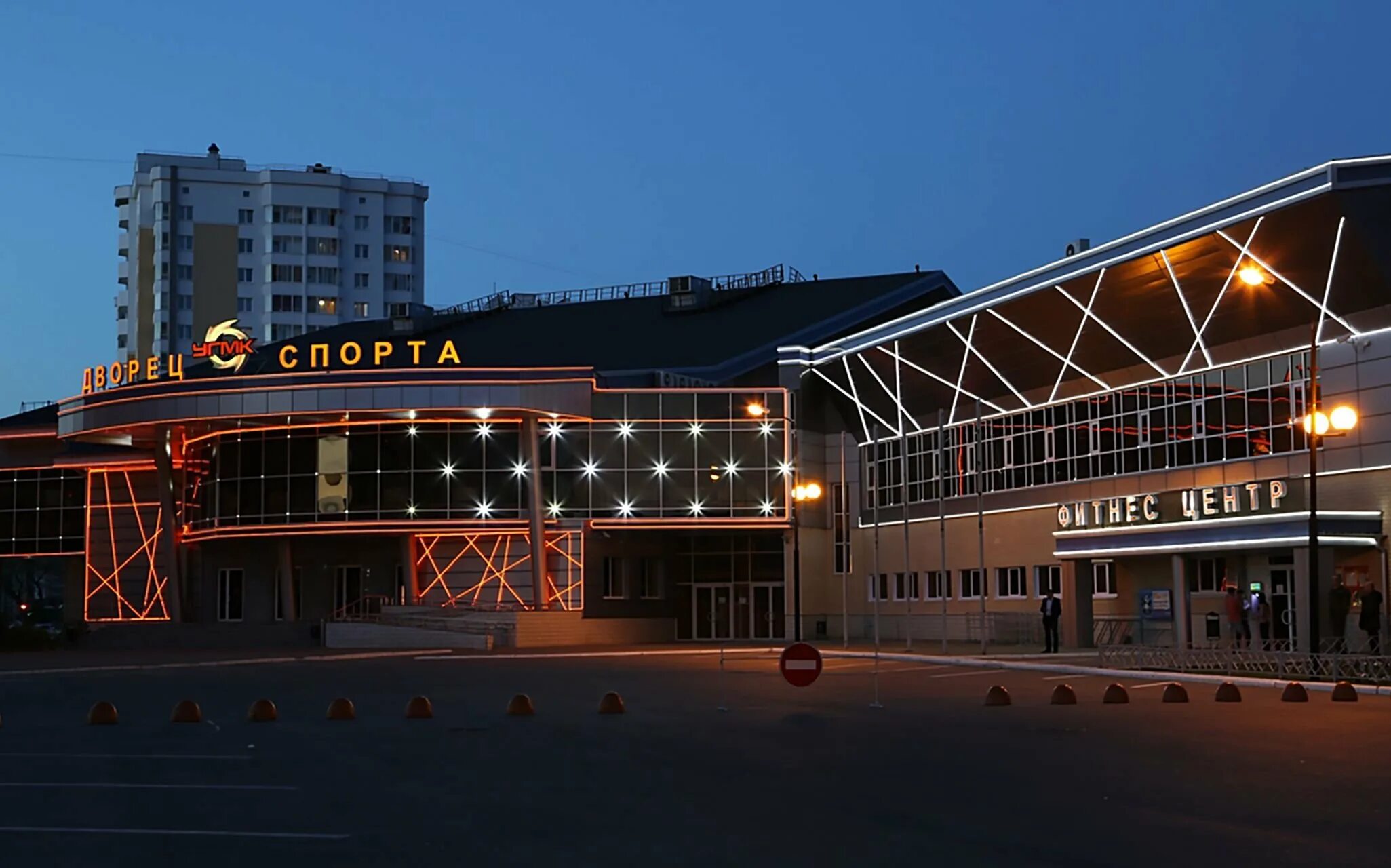 Пышма арена. Дворец спорта угмк г.верхняя пышма. дивс угмк верхняя пышма. дворец спорта угмк верхняя пышма бассейн. угмк пышма дворец спорта.