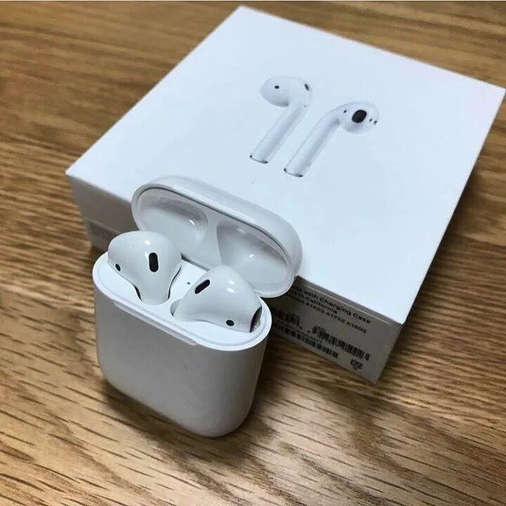 Когда выходят airpods 2. Air pods 2. Наушники AIRPODS 2. Наушники айрподс 2 поколения. Air pods 2.2.