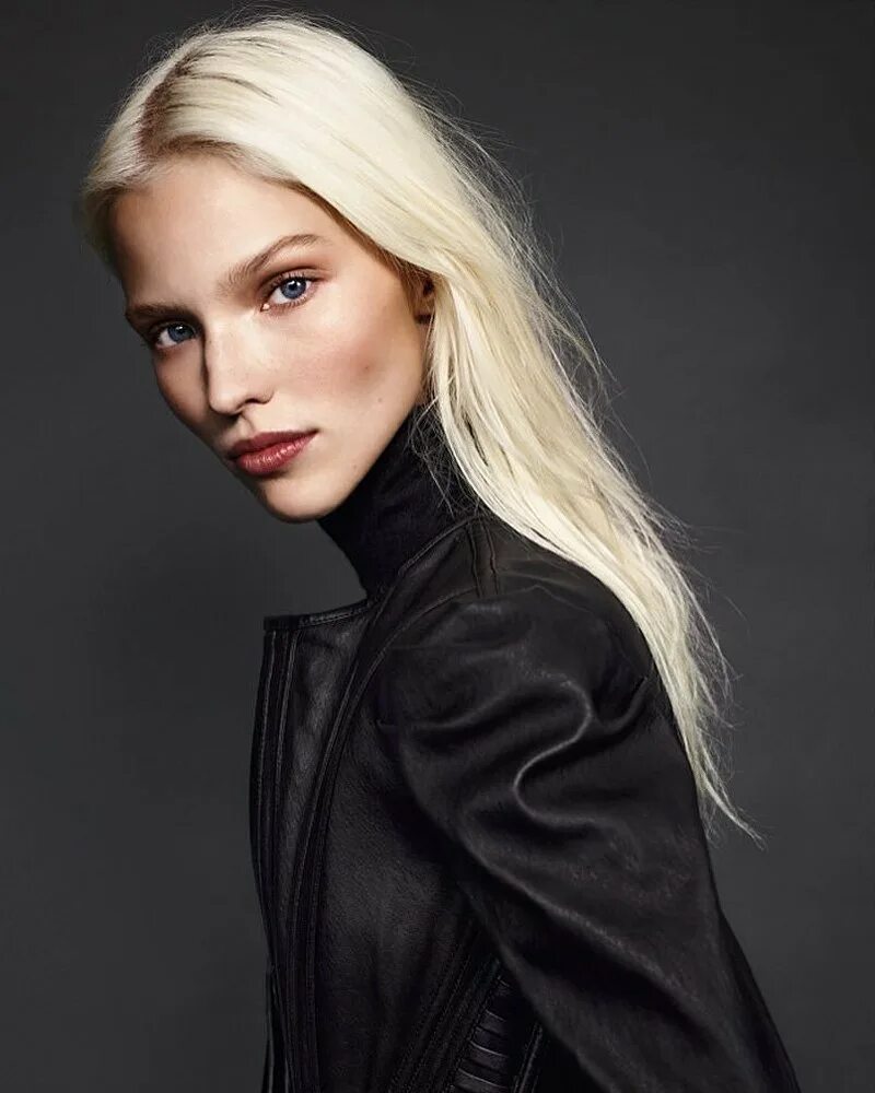 Самые успешные модели. Саша Лусс. Модель Саша Лусс. Саша Лусс Sasha Luss. Саша Лусс альбинос.