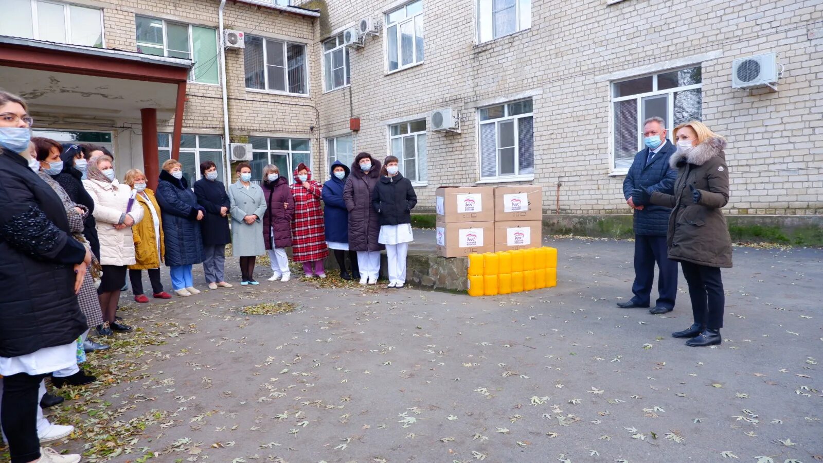 Ставропольская црб телефон. Изобильненская ЦРБ Ставропольский край. Изобильный Ставропольский край больница. Больница с Московское Изобильненский район Ставропольский край.