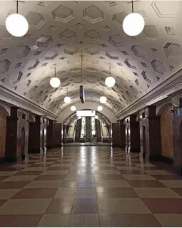 Пустое метро
