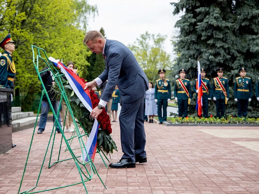 Сад памяти курск. Курские новости на сегодняшний день. Мемориальный комплекс курск. 80 освобождения курска. Освобождение города курска.