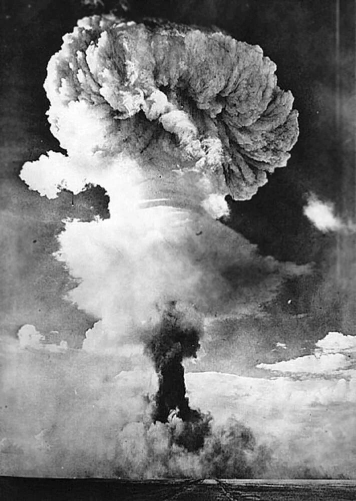 Советские испытания. РДС -1 бомба Семипалатинск. Семипалатинск испытание атомной бомбы СССР 1949. Ядерный взрыв Семипалатинский полигон. Семипалатинский ядерный полигон 1949.
