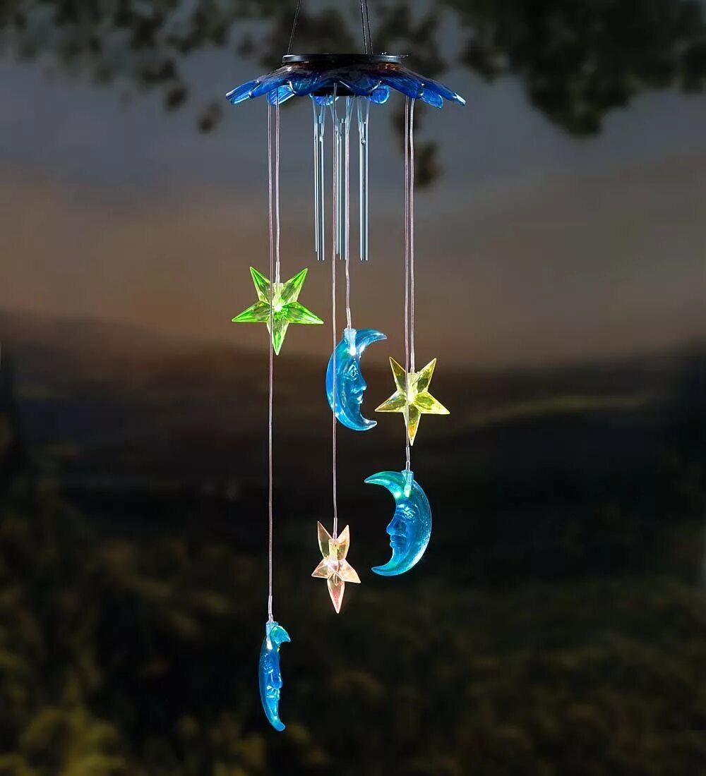 Wind chimes under the moon. Музыка ветра. Музыка ветра из дисков. Ветряной колокольчик фурин. Музыка ветра из агата.