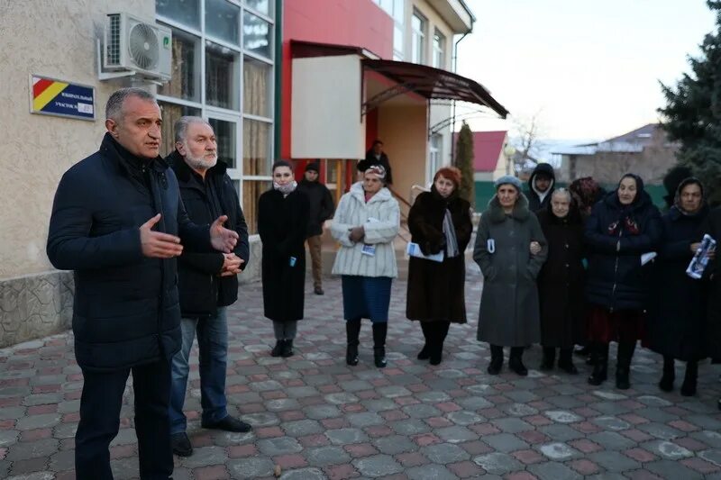 Погода в цхинвале на сегодня. Выпуск 2022 Цхинвал. Мэрия города Цхинвал. Цхинвал Московский район.