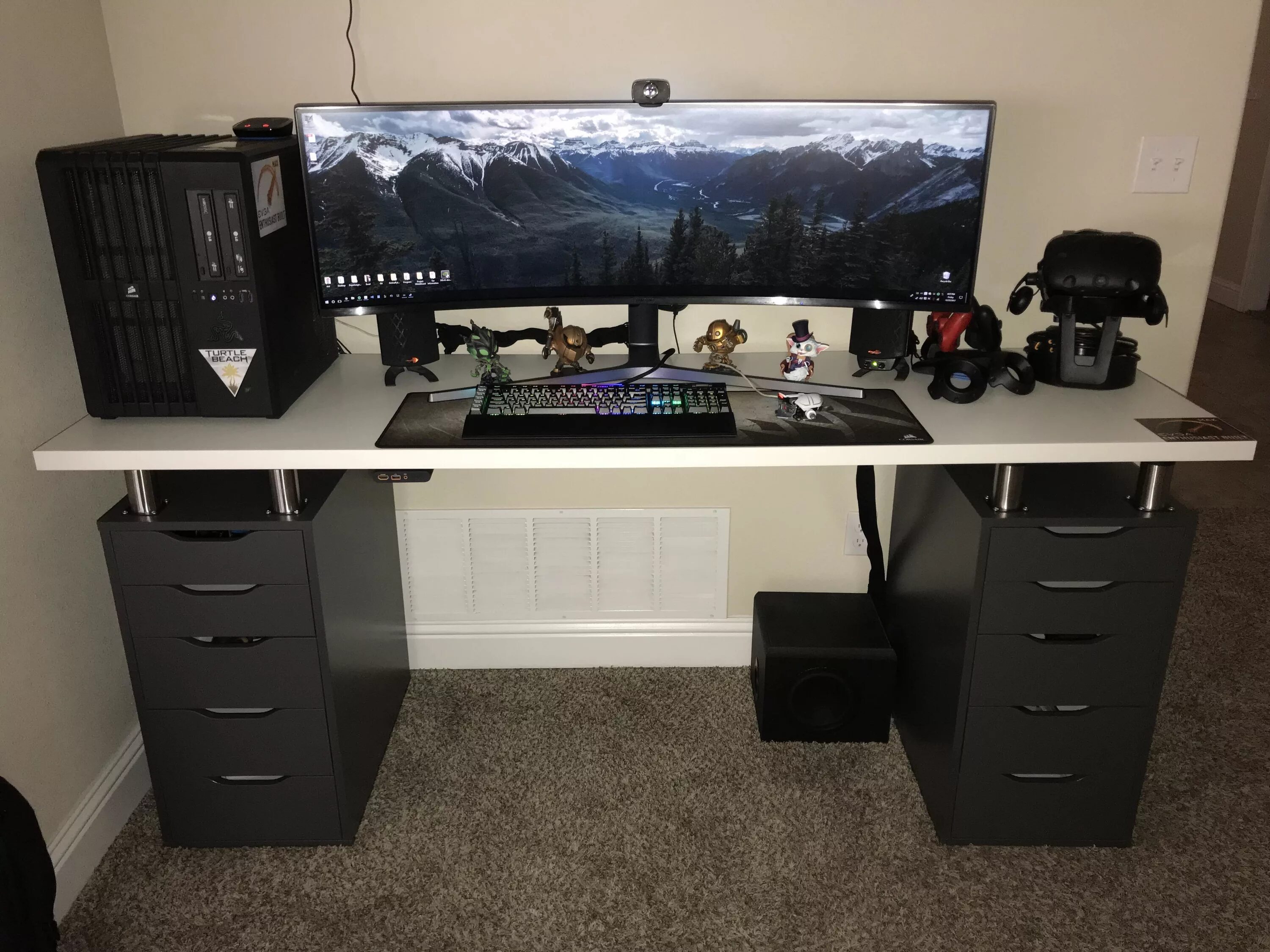 Стол для двух мониторов. Стол компьютерный геймер-2 термит. Компьютерный стол на 2 монитора. Стол для 2 мониторов ikea. Угловой стол для двух мониторов.