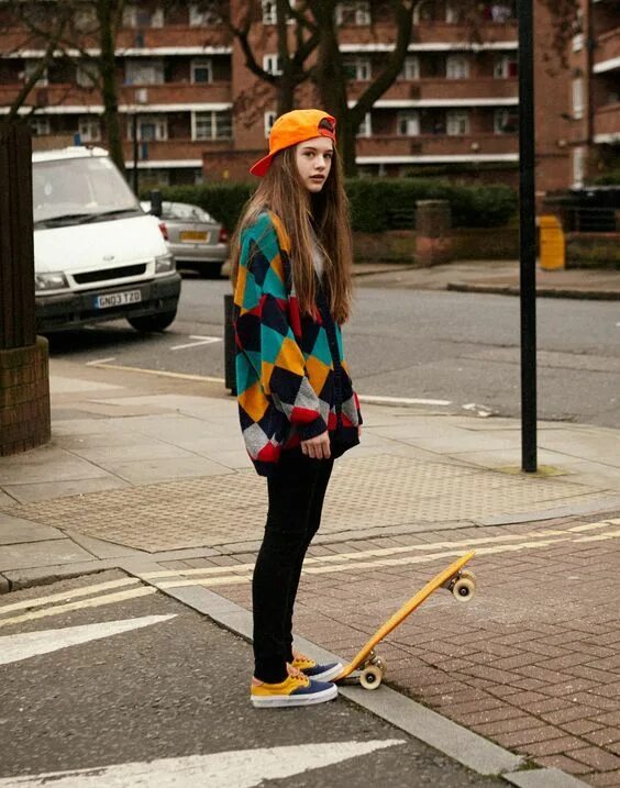 Sk8 женский стиль The Old-School Sneakers It Girls Can't Stop Wearing Looks, Vestidos
