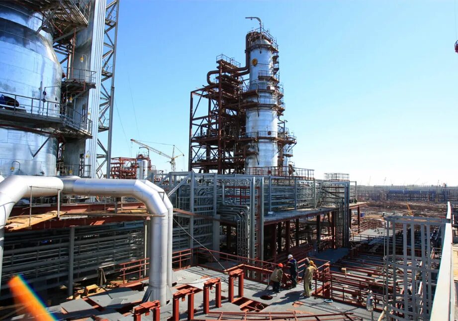 Нефтеперегонный завод капотня площадь. Орскнефтеоргсинтез гидрокрекинг. Гидрокрекинг на нпз. Примеры нпз. Мнпз московский нефтеперерабатывающий завод.