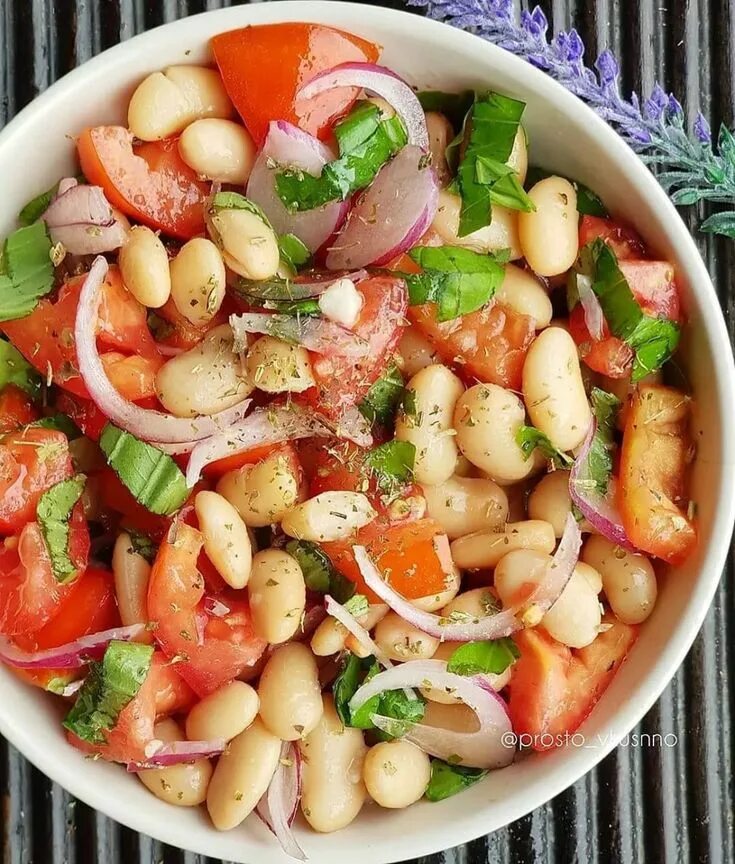 Курица фасоль помидор. Курица фасоль помидор