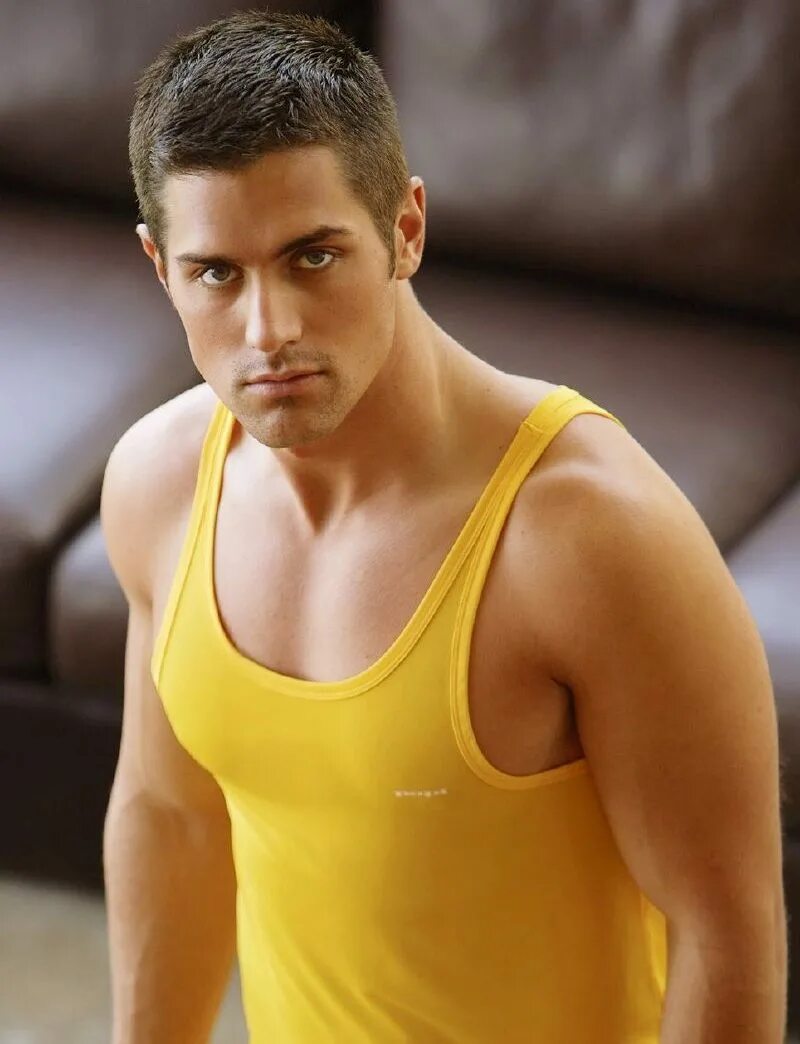 Кевин бернс футболист. Кевин бернс фото. Кевин бернс фото. Кевин бернс. Кевин бернс футболист.