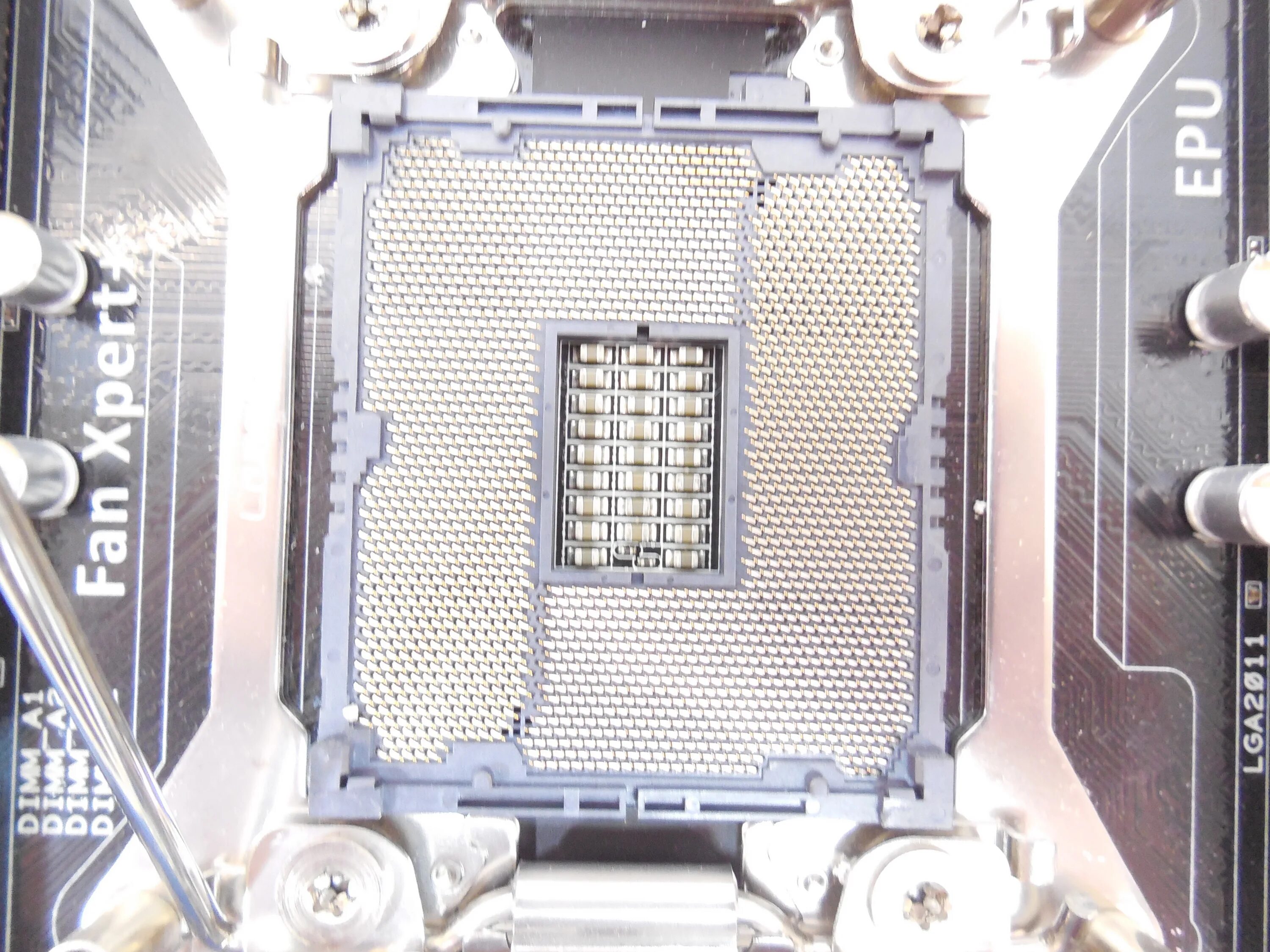 Сокет lga 1200 материнские. X79 материнская плата lga 2011. x79 lga2011 asus. сокет x79. материнская плата aurus 2011 сокет.