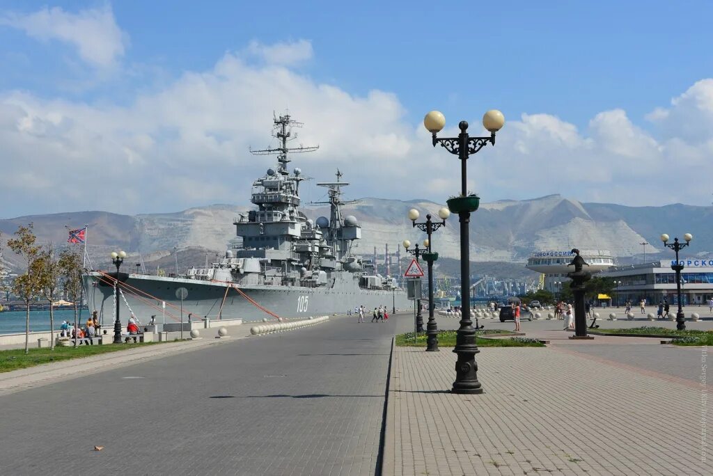 Сайт новороссийск краснодарский край. Новороссийск / Novorossiysk. Новороссийск центр города. Современный Новороссийск. Новороссийск Курортный город.