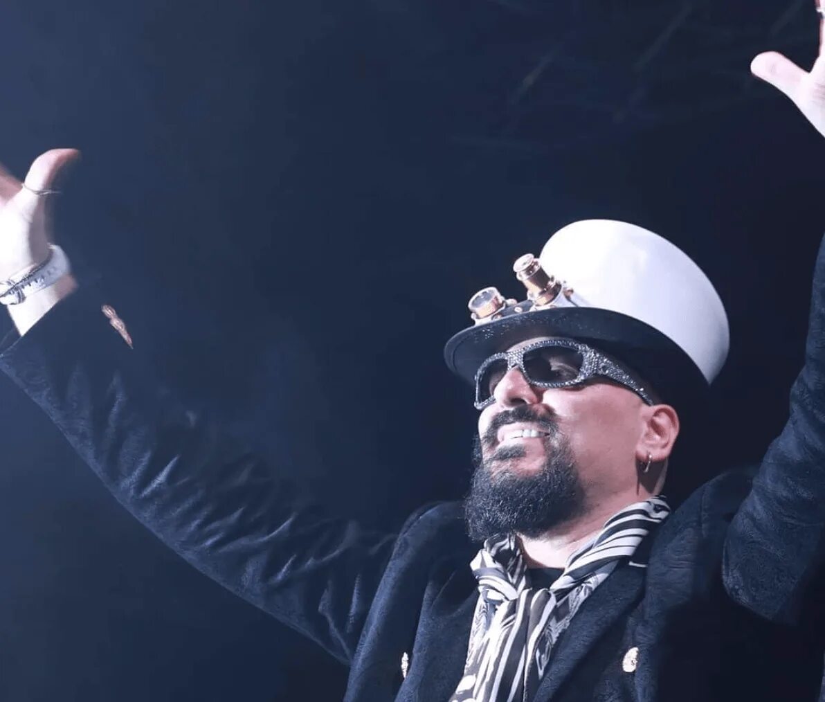 Gigi d agostino. Джиджи д’агостино. Фото gigi d'agostino. Джиджи д’агостино фото. Gi gi agostino.