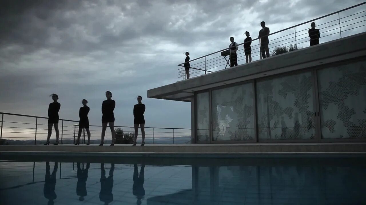 Never give up such a wonderful life. Hurts wonderful life танцовщица. Never give up it's such a wonderful life. Татуировка life. Never give up such a wonderful life.