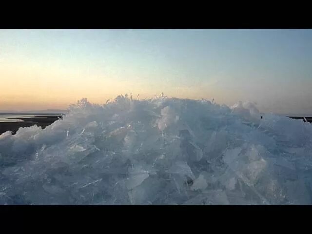 Живой лед по порядку. Живой лед. Живой лёд 5. Трём льда на Байкале звук. Наклейки Байкал лед.