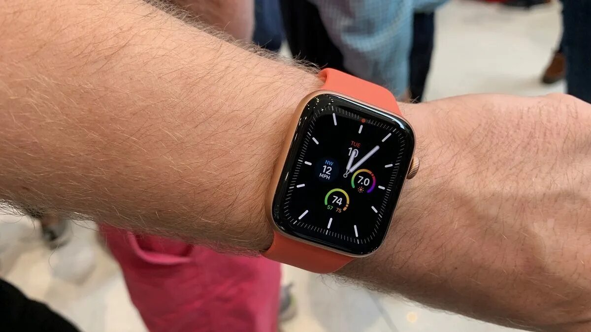 Часы apple watch pro. Часы эпл вотч 5. Эппл вотч 6. Эппл вотч 4 красные. Часы эпл вотч 8.