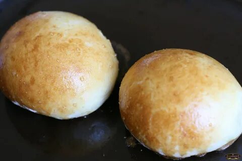 Булочки с кислого молока в духовке