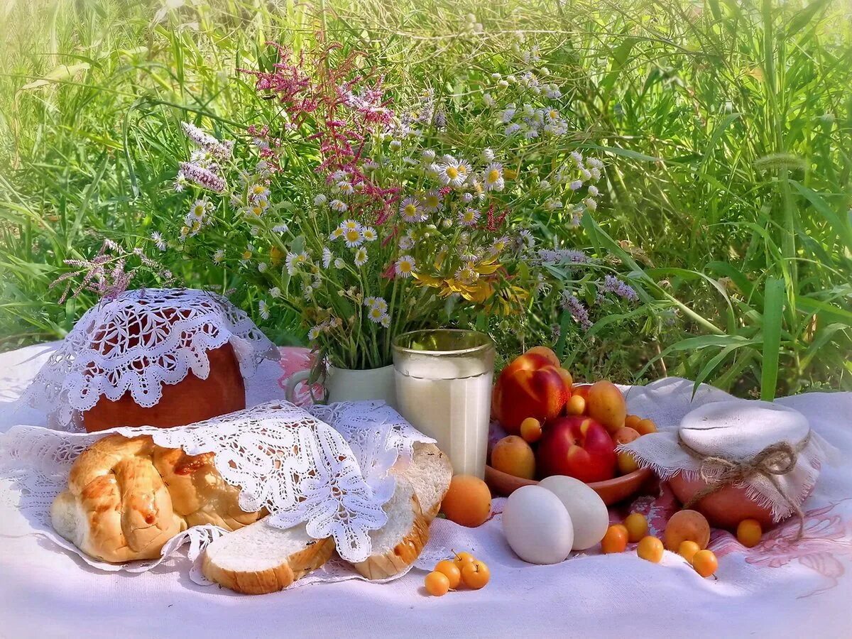 Доброго весеннего утра в деревне. Натюрморт скатерть самобранка. натюрморт деревенский завтрак. летнее утро в деревне. натюрморт лето.