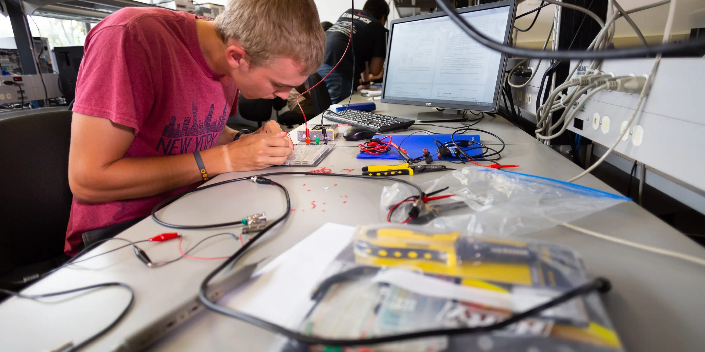 Computers electrical engineering. The engineering institute of technology australia. 695+&quot;phd, electrical and computer engineering&quot;. massachusetts institute of technology aerospace engineering diploma.