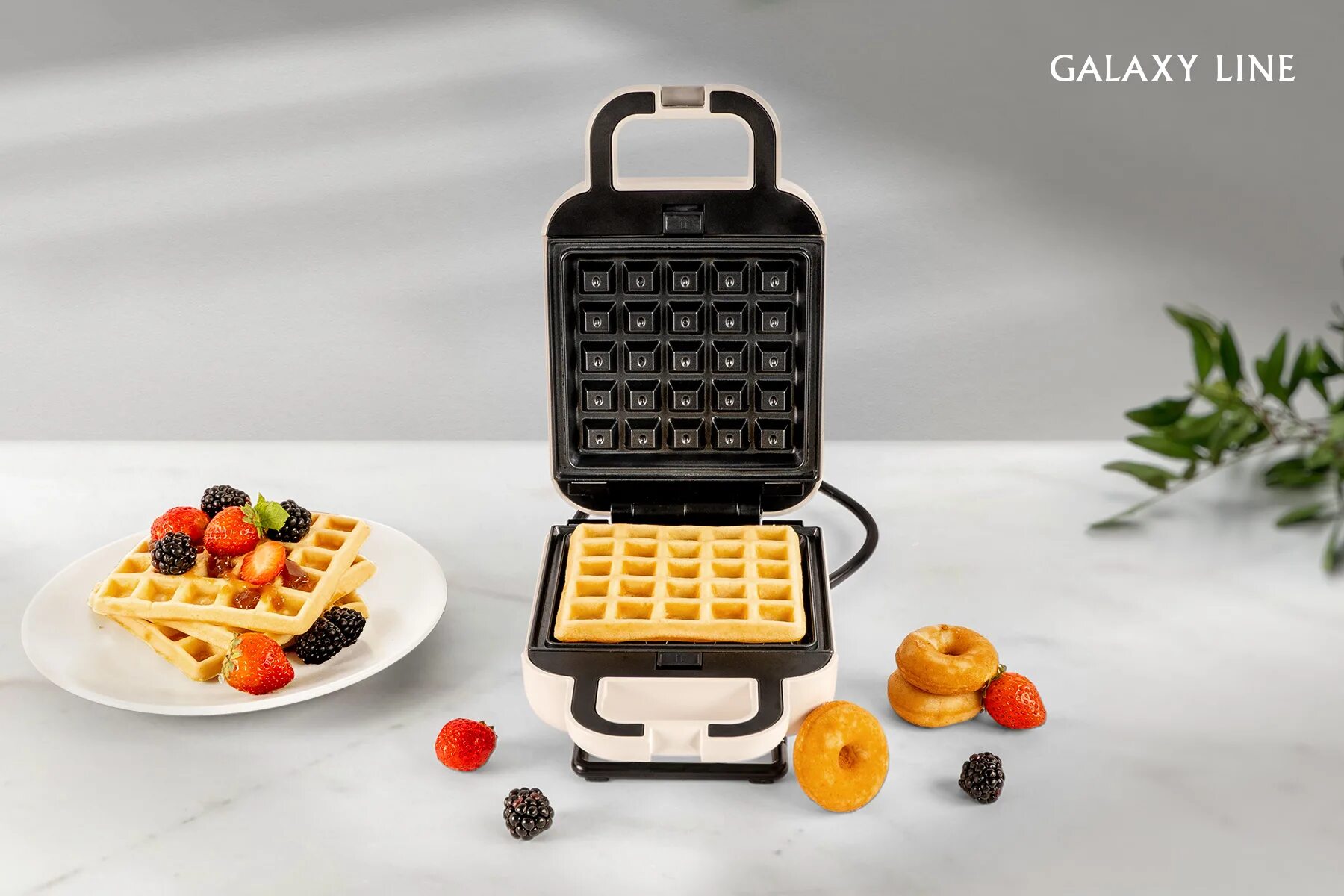 День вафельницы. День вафель. День вафельницы. День вафельницы. Вафли из вафельницы.