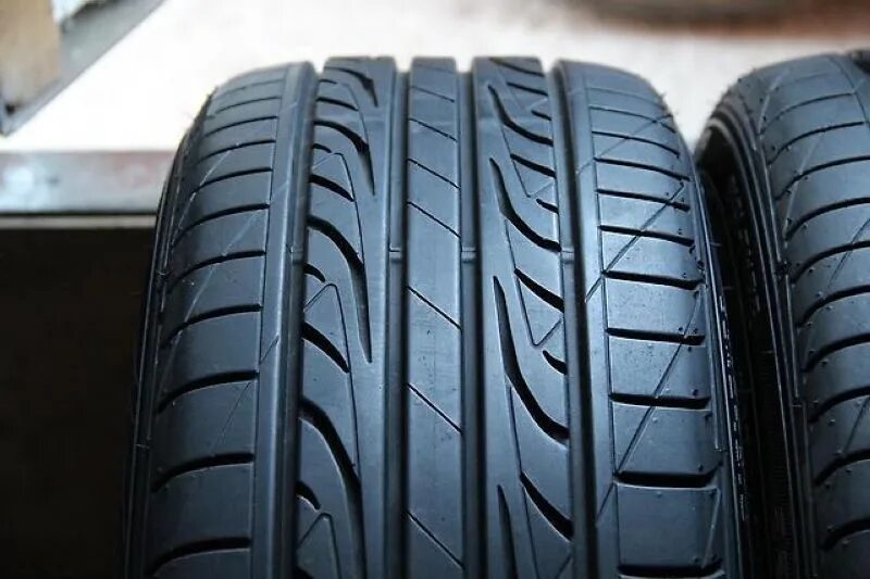 Dunlop лето купить. Dunlop SP Sport lm704. Шины Dunlop SP Sport LM 704. Dunlop SP Sport lm704 205/60 r16. 215/60/16 А Dunlop Sport lm704 (95h).