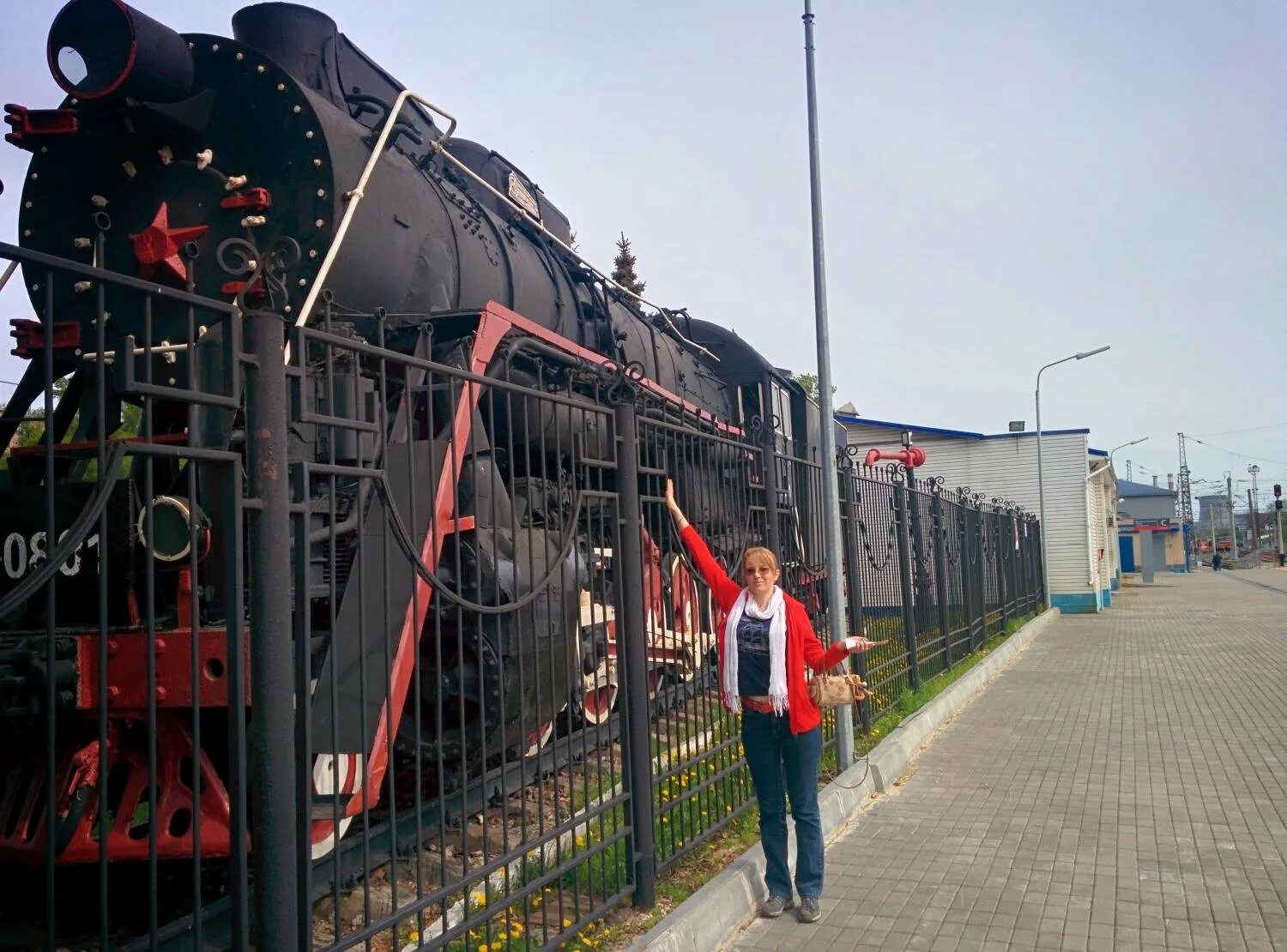 Ретро поезд Воронеж Рамонь. Паровоз Воронеж 1. Паровоз Воронеж Рамонь. Паровоз на вокзале Воронежа. Туристический поезд воронеж