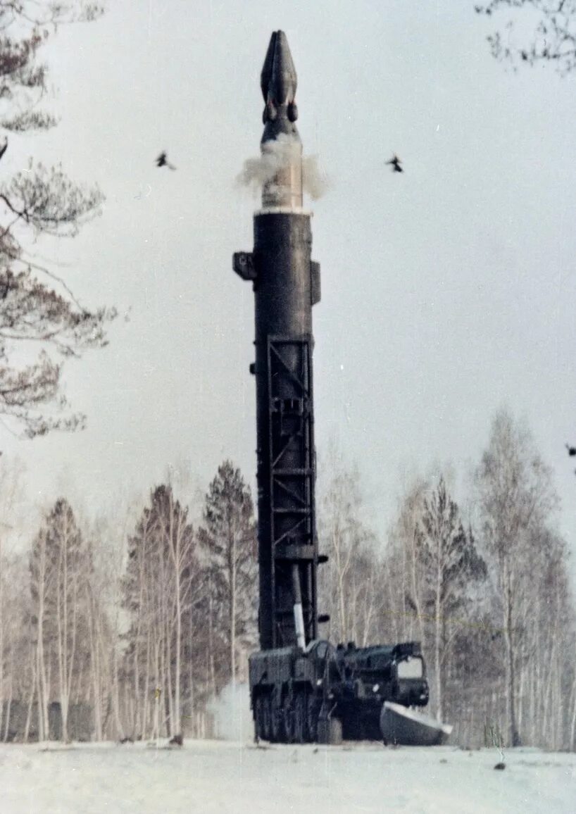 Ракета сс. РСД-10 Пионер. Ракетный комплекс РСД 10 Пионер. РСД-10 Пионер SS-20. Ракетный комплекс средней дальности РСД-10 "Пионер.