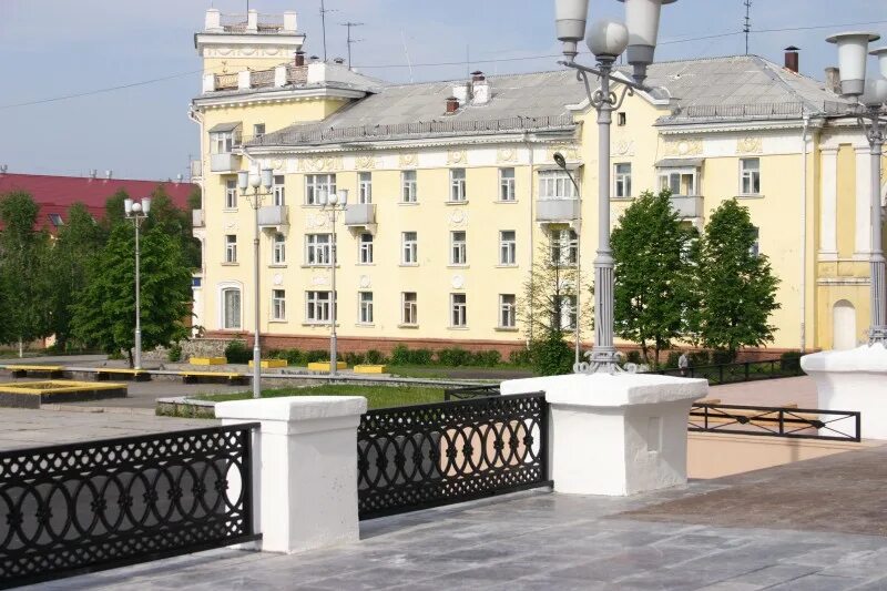 скдц современник город лесной свердловской области. город лесной свердловской области дк современник. метелица в лесном свердловской области. дк г лесной свердловская область. город лесной центр.