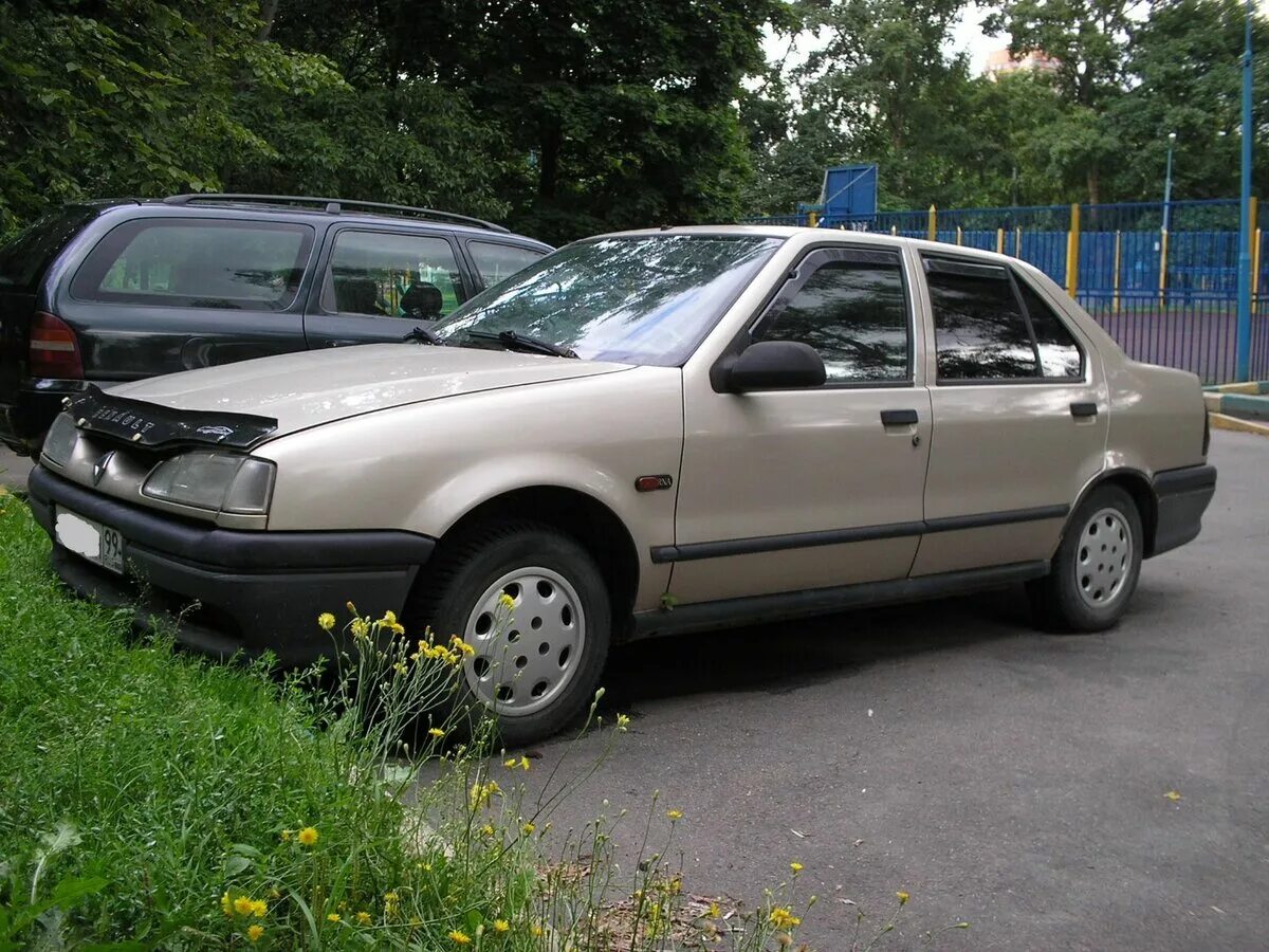 55 19 января 1998. Рено седан 1998. Renault 19 sedan. Renault Europa 1998. Renault 19 Europa 1.4.