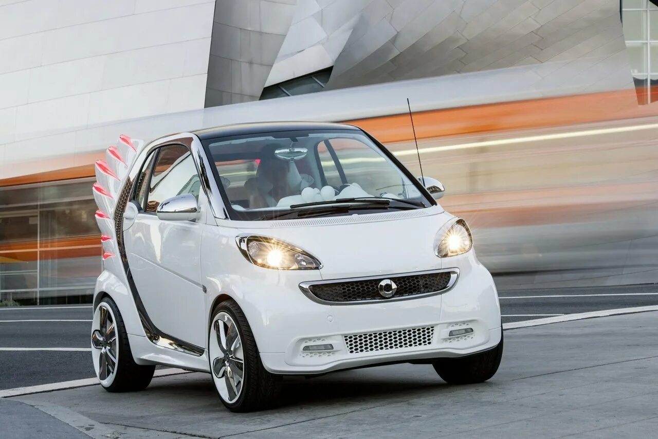 Smart Fortwo forjeremy. Smart Fortwo by Jeremy Scott. Мерседес смарт седан. Smart Jeremy Scott. Двухместное авто