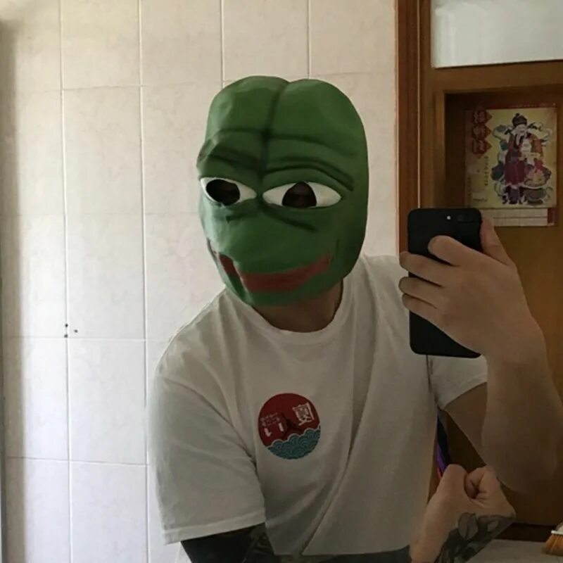 Маска Пепе. Pepe Frog Mask. Пепе в маске Пепе. Грустный Пепе в маске. Пеп маски