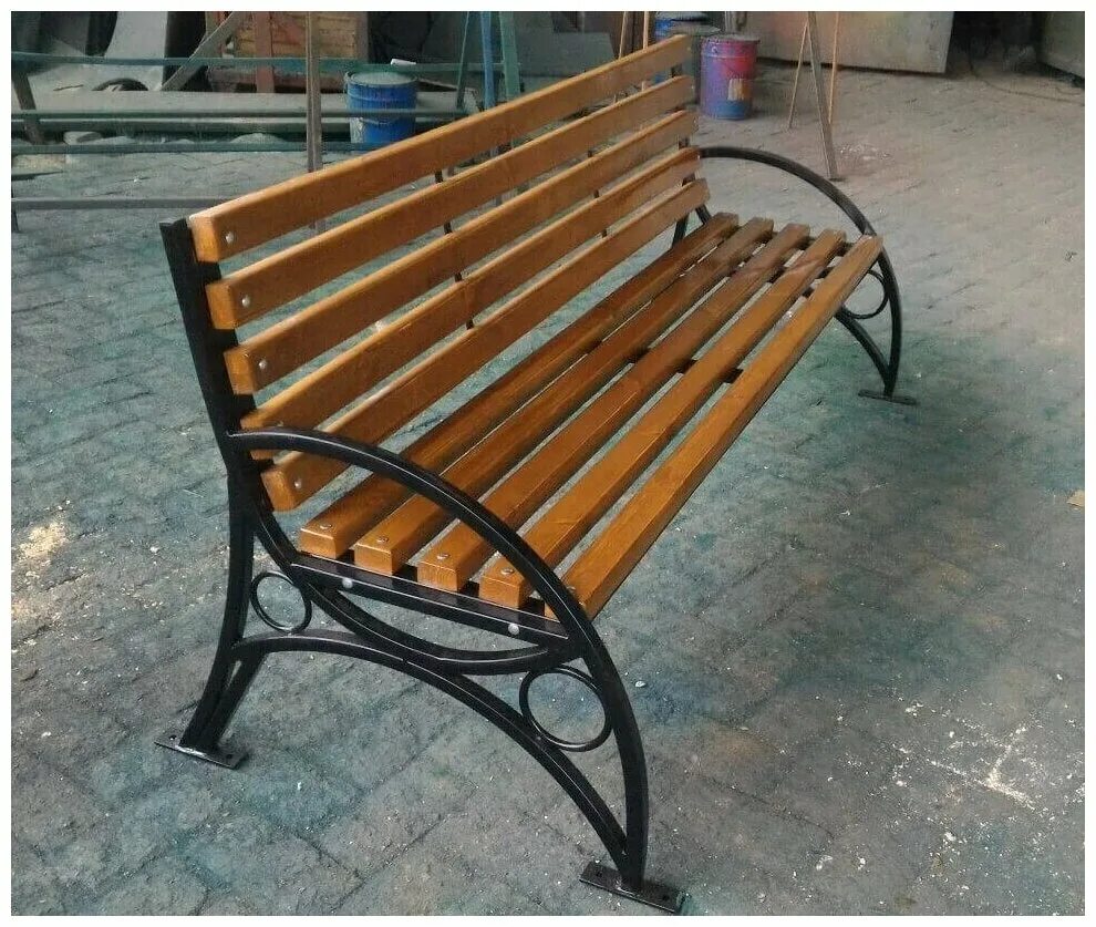 Лавка из металла. Садовая скамейка холодная ковка. Лавка садовая металл дерево. Скамейки металлический фото. Лавка из металла.