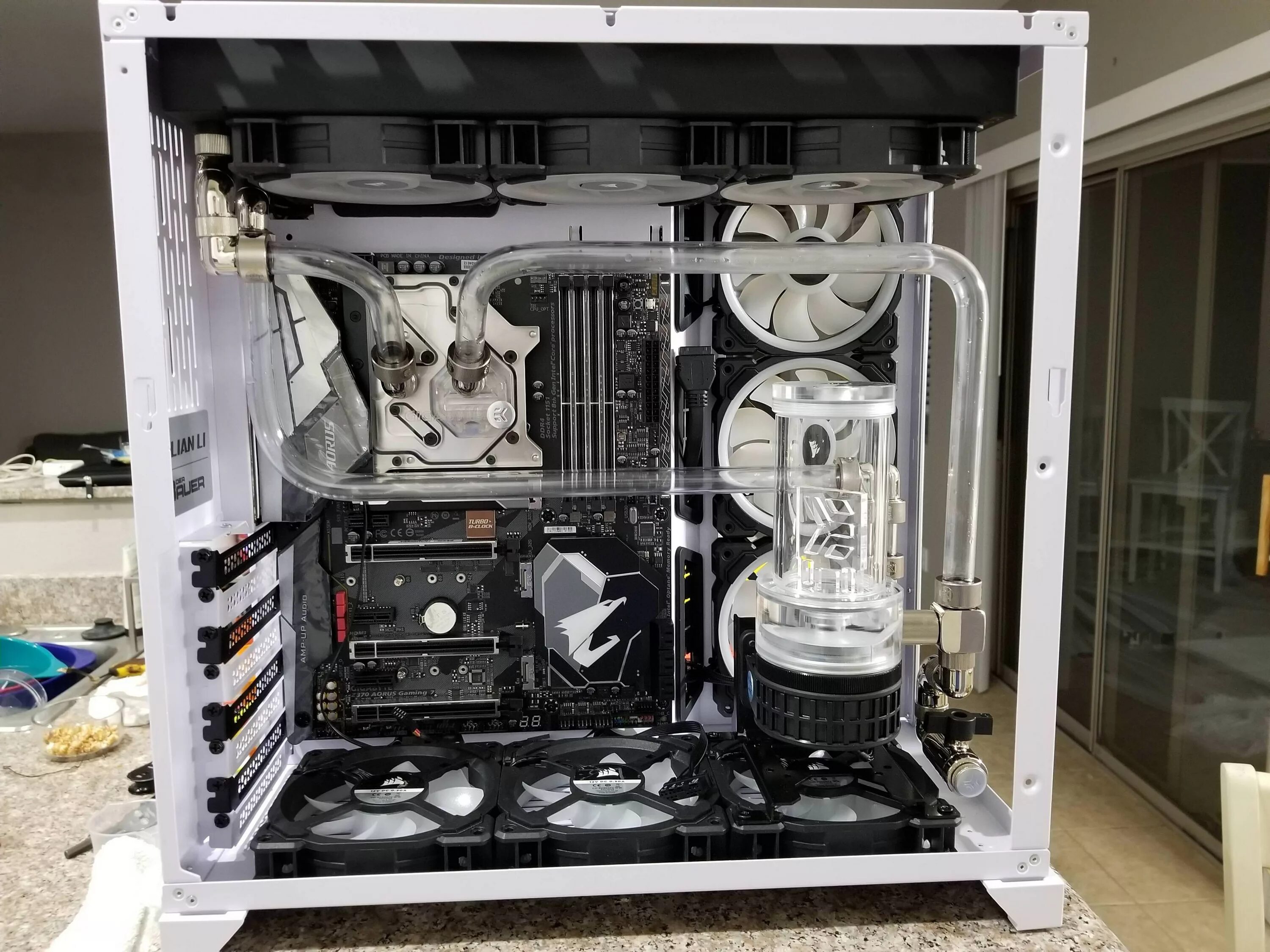 Lian li o11d mini. Корпус lian li o11. lian li pc-o11 dynamic mini. lian li 011 dynamic. lian li pc 011 dynamic.