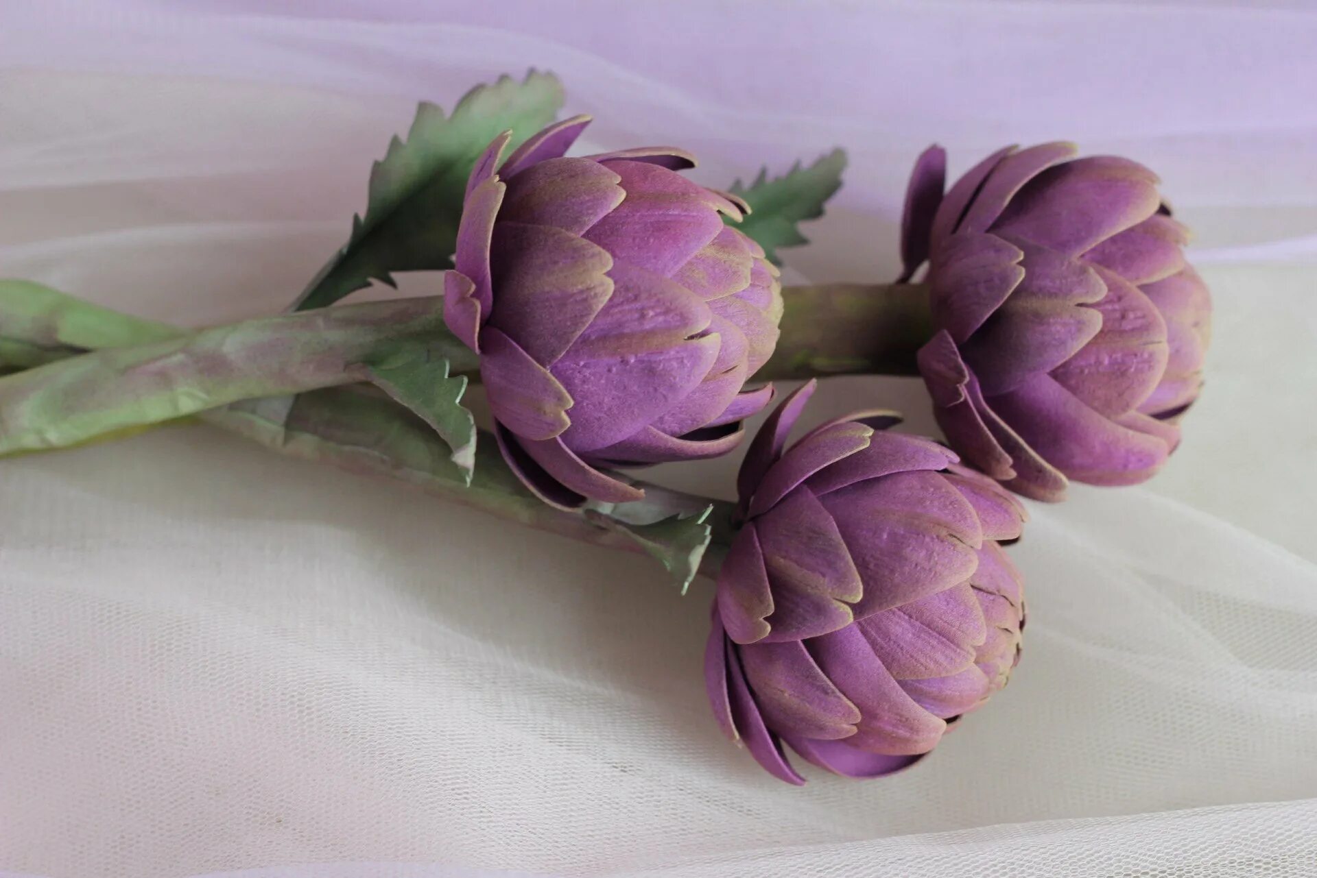 How to arrange autumn flowers with The Sussex Flower School Artichoke flower, Fa