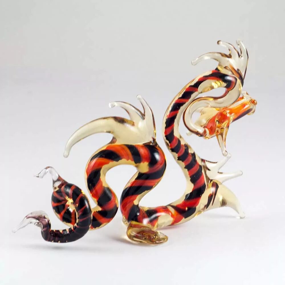 Елочное украшение дракон. Стеклянные животные. Стеклянный дракон. Хрустальный дракон. Символ года дракон стеклянный.