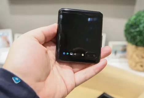 Смартфон samsung galaxy z flip 3