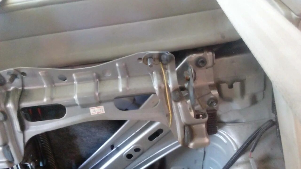 Как снять заднюю стойку на камри Замена задних стоек Toyota Camry (V40), 1,8 л, 1998 года своими руками DRIVE2