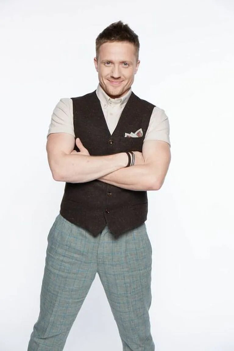 шоу студия союз на тнт ведущий. союз ведущие. группа союз тнт. студия союз тнт. ведущий передачи студии союз.